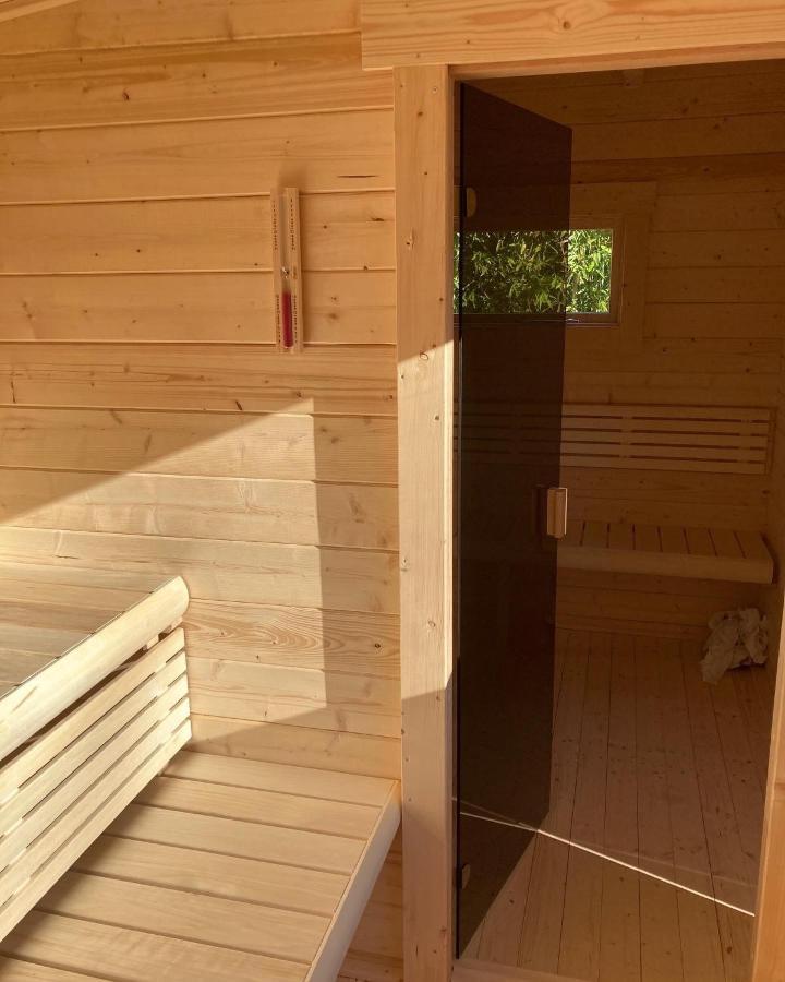 Le Mas Aux Aromes Puget Buitenkant foto